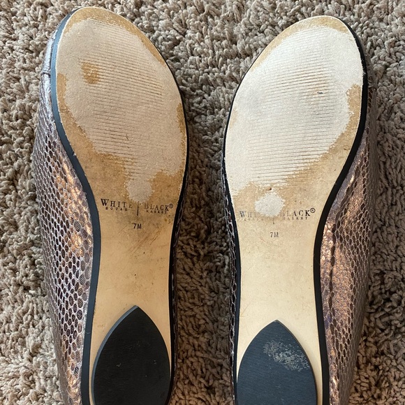 🩶WHBM • silver flats • 7M • GUC - Picture 4 of 4